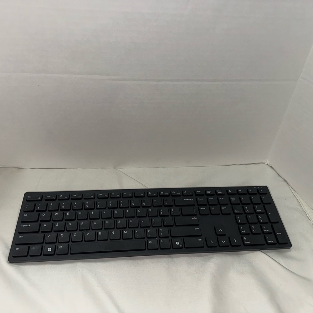 Dell KB500 Wireless Keyboard Black Full Size USB Receiver